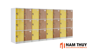 tu-nhua-co-moc-treo-quan-ao