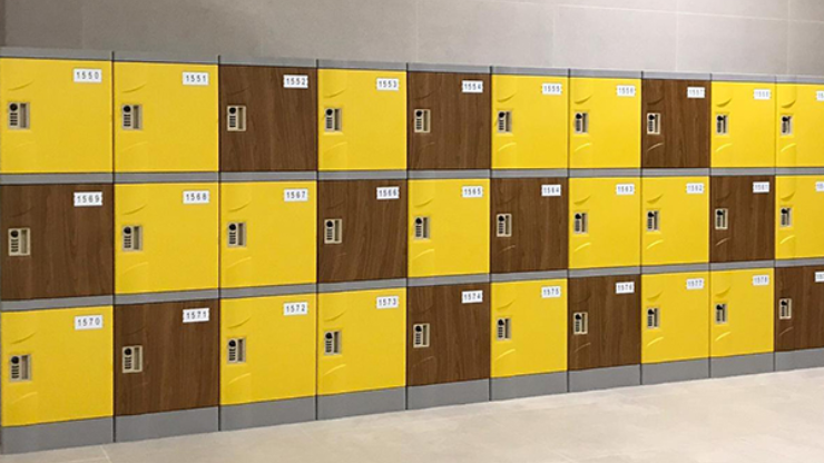 tu-nhua-sinh-vien-dong-N