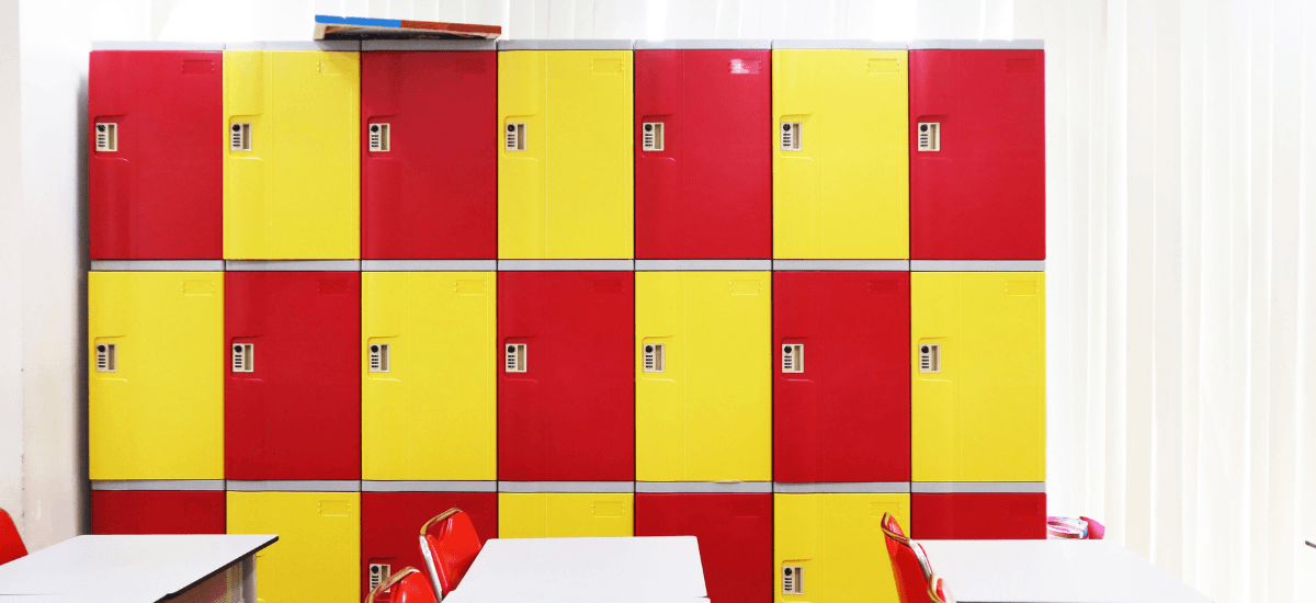 tủ nhựa abs trong thiết kế phòng học