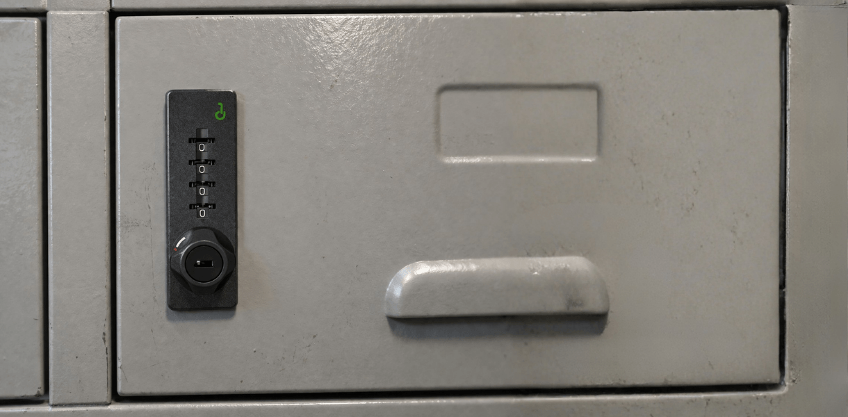 Khóa số Cyber Lock 853 C02 lắp trên tủ sắt